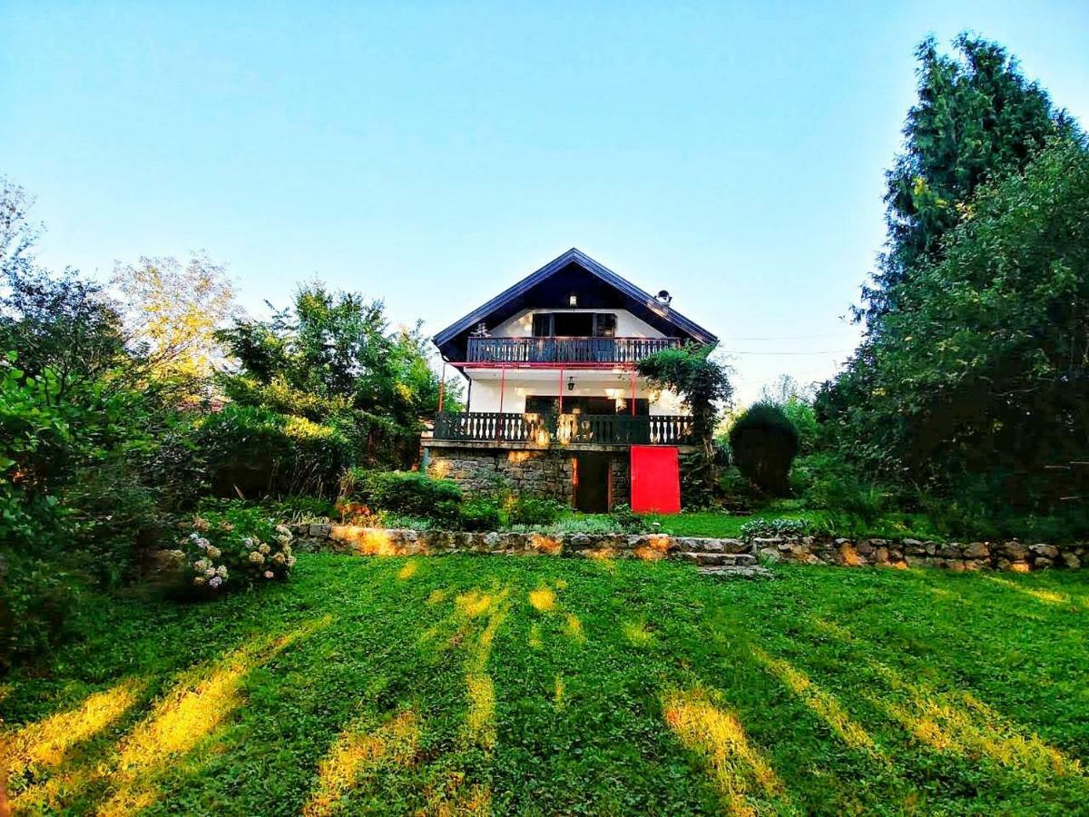 Kuca Za Odmor "Livadica" Villa Netretic Luaran gambar